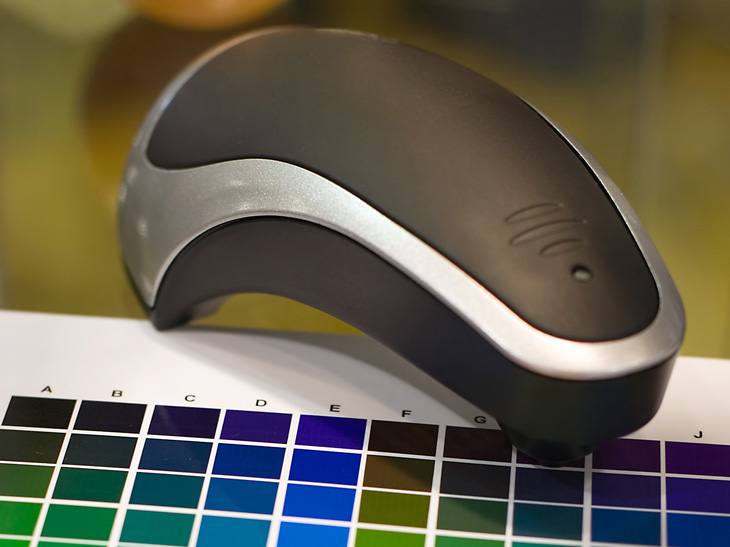 strumento per realizzare profili colore e calibrare monitor strumento per realizzare profili colore e calibrare monitor